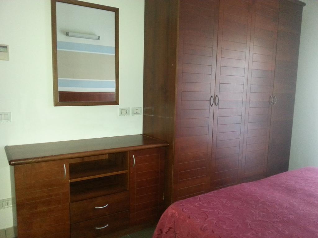 Residence Nocchiero Riccione Buitenkant foto