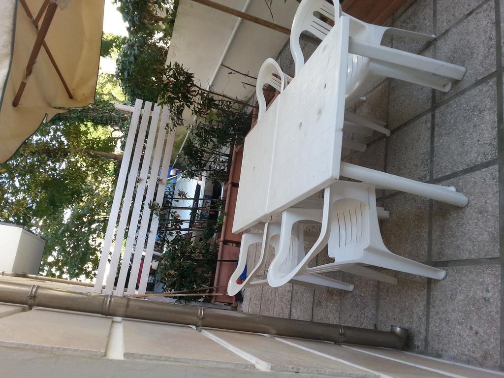 Residence Nocchiero Riccione Buitenkant foto