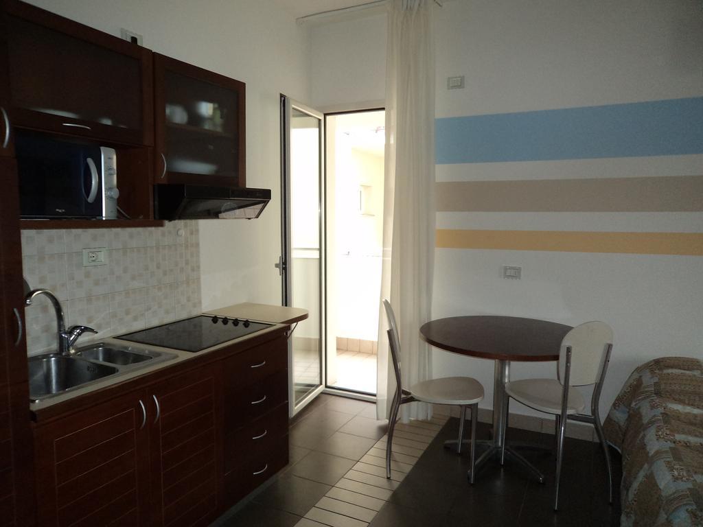 Residence Nocchiero Riccione Kamer foto